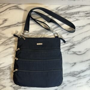 Baggalini Big Zip Purse Crossbody Bag RFID Nylon Purse Lots Of Pockets 11x10”